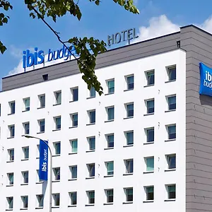 Hotel Ibis Budget West Station 
