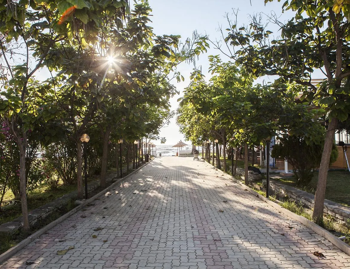 Umami Beach Resort Kavaje